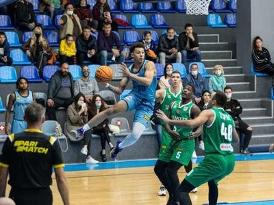 Баскетбол: "Днепр" завоевал второй выигрыш на старте сезона Суперлиги
