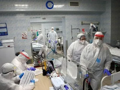У Росії зафіксували новий антирекорд добової смертності від коронавірусу - 936 людей