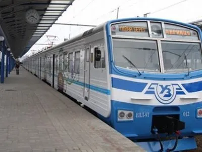 С сегодняшнего дня отменяются некоторые рейсы городской электрички в Киеве