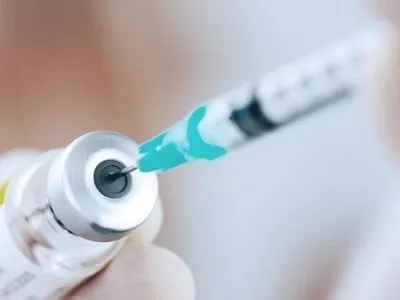 Moderna не планує ділитися рецептом вакцини проти COVID-19