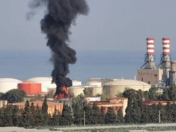 У Лівані на нафтовому комплексі сталася масштабна пожежа