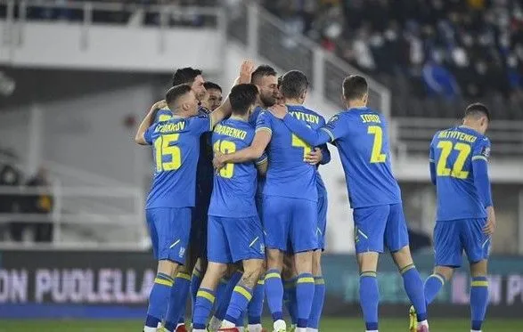 Сборная Украины открывает счет в матче против Боснии и Герцеговины