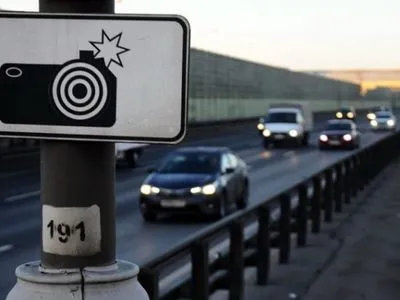 Завтра на дорогах Украины заработает еще 23 прибора автофиксации нарушений ПДД