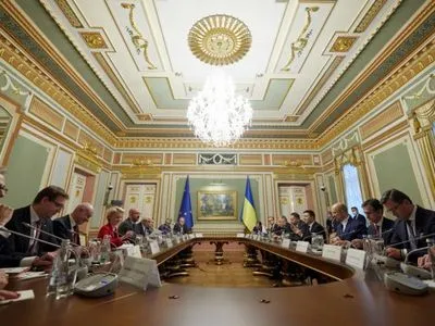 Політики ЄС так і не відповіли, коли Україна може розраховувати на перспективу членства