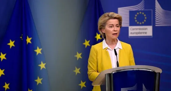 ЕС призывает Россию взять на себя ответственность как сторона конфликта на Донбассе - глава Еврокомиссии