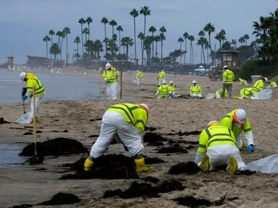 Разлив нефти у побережья Калифорнии: начато расследование