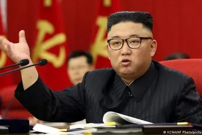 Лідер КНДР заявив, що розвиток ядерної зброї потрібен для захисту від США та Південної Кореї