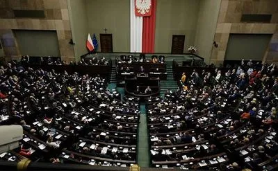 Польський парламент підтримав будівництво стіни на кордоні з Білоруссю
