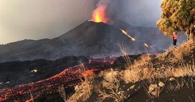 Лавовый поток вулкана на испанском острове Ла-Пальма превратился в "цунами"