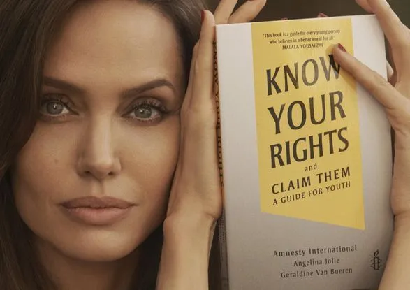 Анджелина Джоли выпустила новую книгу посвященную защите прав детей