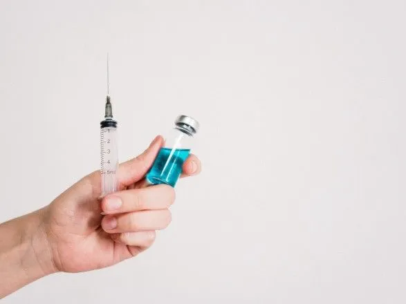 Нова Covid-вакцина: у Франції оголосили про успішне випробовування препарату