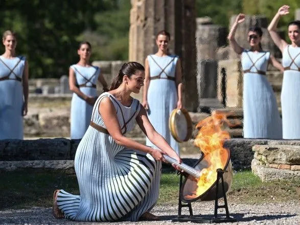 Олімпіада-2022: вогонь Ігор у Пекіні запалено у Стародавній Олімпії