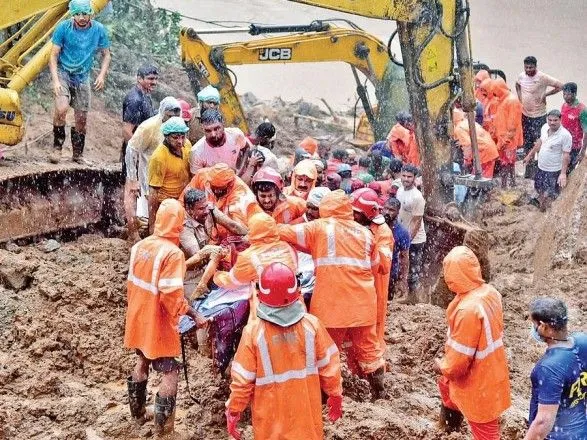 Проливні дощі на півдні Індії: серед 25 загиблих дев'ятеро дітей