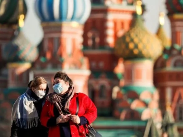 У Росії можуть оголосити неробочий тиждень через COVID-19