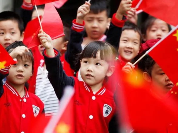 У Китаї планують карати батьків за погану поведінку дітей