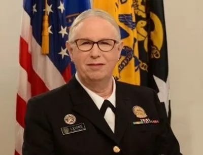 У США трансгендер вперше в історії стала адміралом