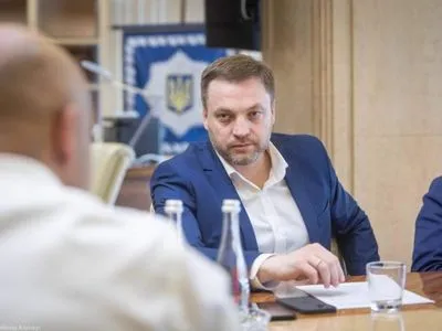 Не разменивайте жизнь на подделки: глава МВД призвал украинцев сообщать о мошенничестве с COVID-сертификатами