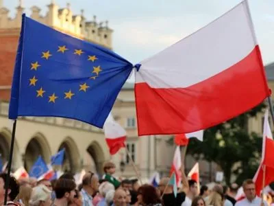Польща не збирається виходити з ЄС на тлі правового спору з Брюсселем