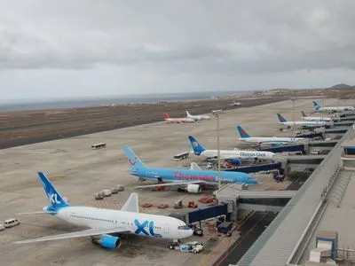 В аэропорту Тенерифе два самолета избежали столкновения