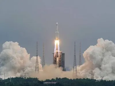 Китай вивів на орбіту Shijian-21 для перевірки технологій по захисту від космічного сміття