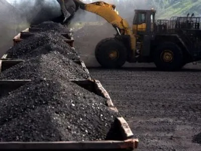 Україна учетверо відстає від графіка накопичення вугілля: Міненерго відреагувало
