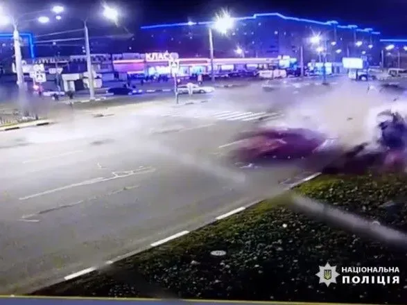 У Харкові на шаленій швидкості зіткнулися два авто: одна людина загинула ще троє постраждали