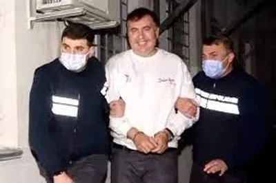 Саакашвили отказывается от его перевода в тюремную больницу