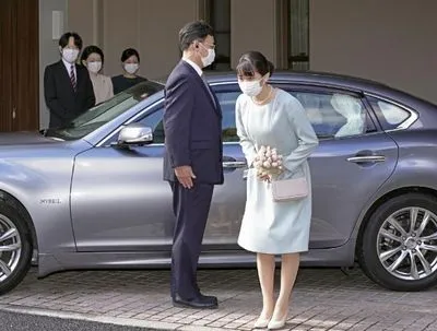 Японська принцеса Мако вийшла заміж за простолюдина