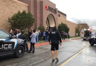 В торговом центре в США мужчина застрелил двух человек