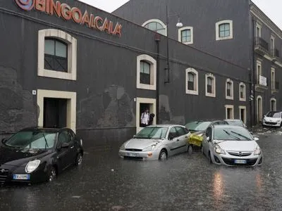 В Италии затопило города: погибли 2 человека