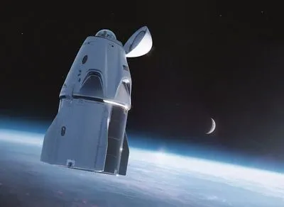 SpaceX устраняет проблемы с туалетом на Crew Dragon перед вылетом в космос