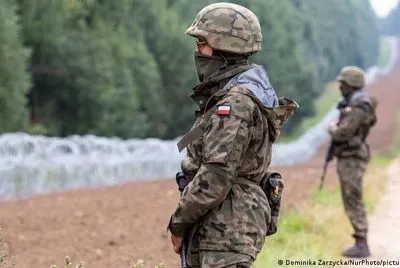 Парламент Польши одобрил возведение заграждений на границе с Беларусью