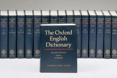 Пов'язане з вакцинацією: Оксфордський словник обрав слово 2021 року