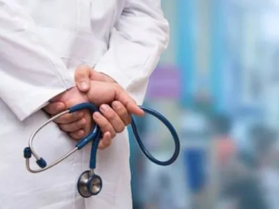 В Украине уволены три врача за подделку COVID-сертификатов: еще троим объявлен выговор