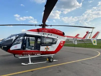 Наступного року 29 лікарень отримають вертолітні майданчики