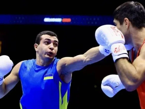 ukrayinskiy-bokser-peremig-rosiyanina-u-finali-chempionatu-svitu-v-serbiyi