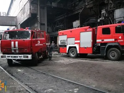 На территории металлургического завода в Днепре произошел пожар