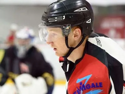 Хоккей: “Донбасс” усилился чемпионом Латвии
