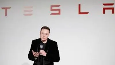 Большинство участников опроса в Twitter Маска проголосовали за продажу ним 10% акций Tesla