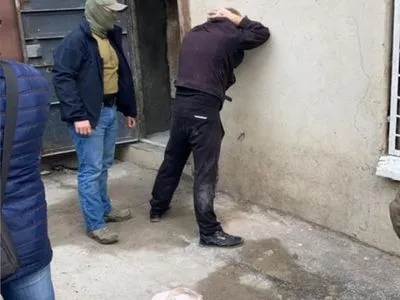 СБУ задержала чиновников мэрии Одессы во время получения взятки