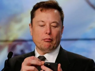 Ілон Маск втратив 50 млрд за два дні через спад акцій Tesla