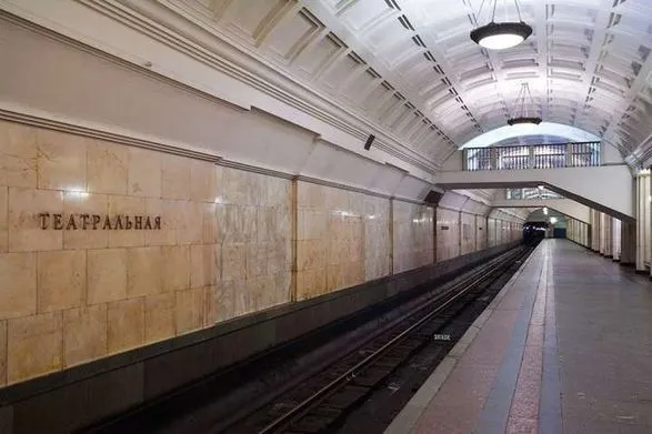 u-kiyevi-zakrili-vidrazu-dvi-tsentralni-stantsiyi-metro