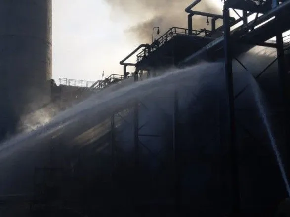 На нефтеперерабатывающем заводе Кременчуга произошел пожар