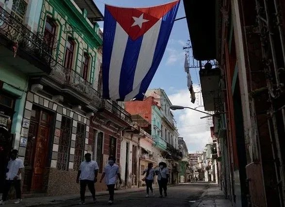 Куба снова открылась для туристов: в стране отменили ПЦР-тестирование