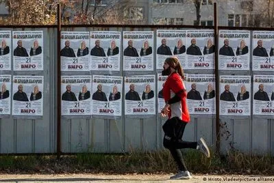Антикоррупционная коалиция лидирует на парламентских выборах в Болгарии