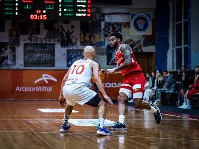 Баскетбол: "Прометей" выиграл тринадцатый матч подряд в чемпионате Украины