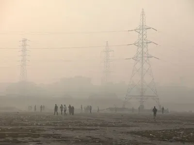 Токсичний смог окутав місто: у Нью-Делі тимчасово закрили п'ять вугільних електростанцій