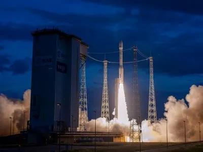"С украинским двигателем": ракета-носитель вывела на орбиту разведывательные спутники Франции