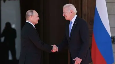 У Кремлі заявили про можливість контактів Путіна та Байдена до кінця року