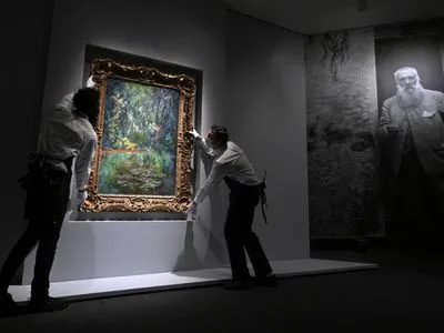 На аукционе картину Моне продали за 50,8 млн долларов. Торги длились четыре минуты